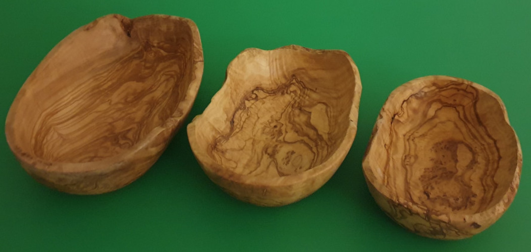 Coupes-fruit-ovales-bois-olivier